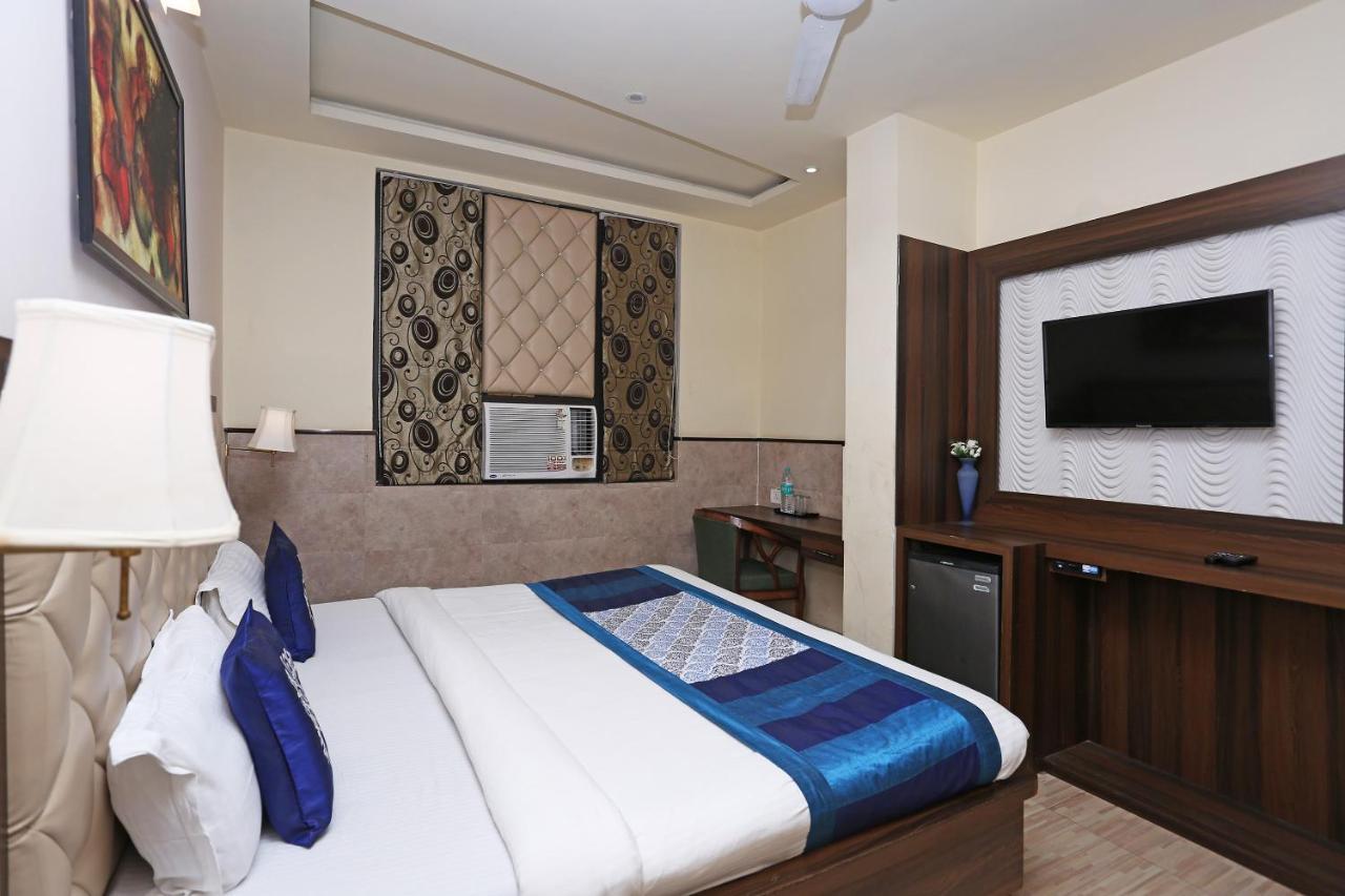 Vaccinated Staff - Capital O 705 Hotel Siddharth Inn Jaipur Dış mekan fotoğraf